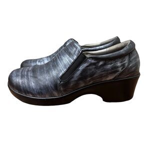 Alegria Eryn Professional Clogs Womens Size 39 US 9 Chromeo Iridescent Shoes